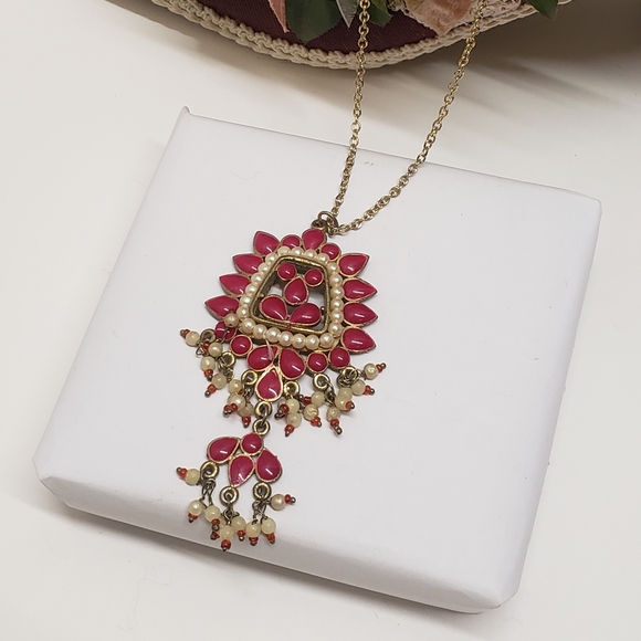 Beautiful Vintage Pink & White Pearl Dangle Statement Necklace - Picture 6 of 8